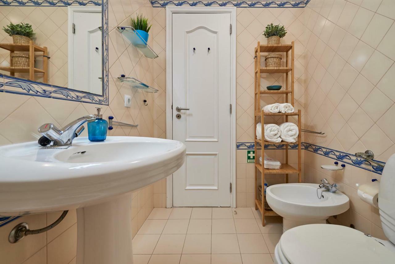 Apartment Cozy In Historic Center With Terrace Lissabon